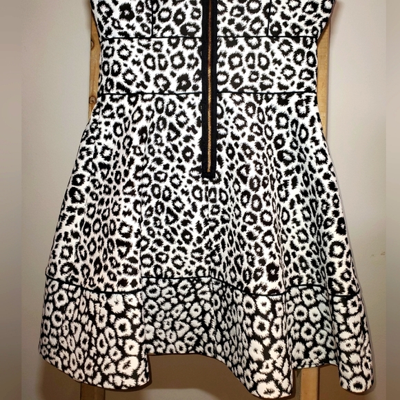 Banana Republic Leopard Print Sleeveless Dress - Picture 9 of 9